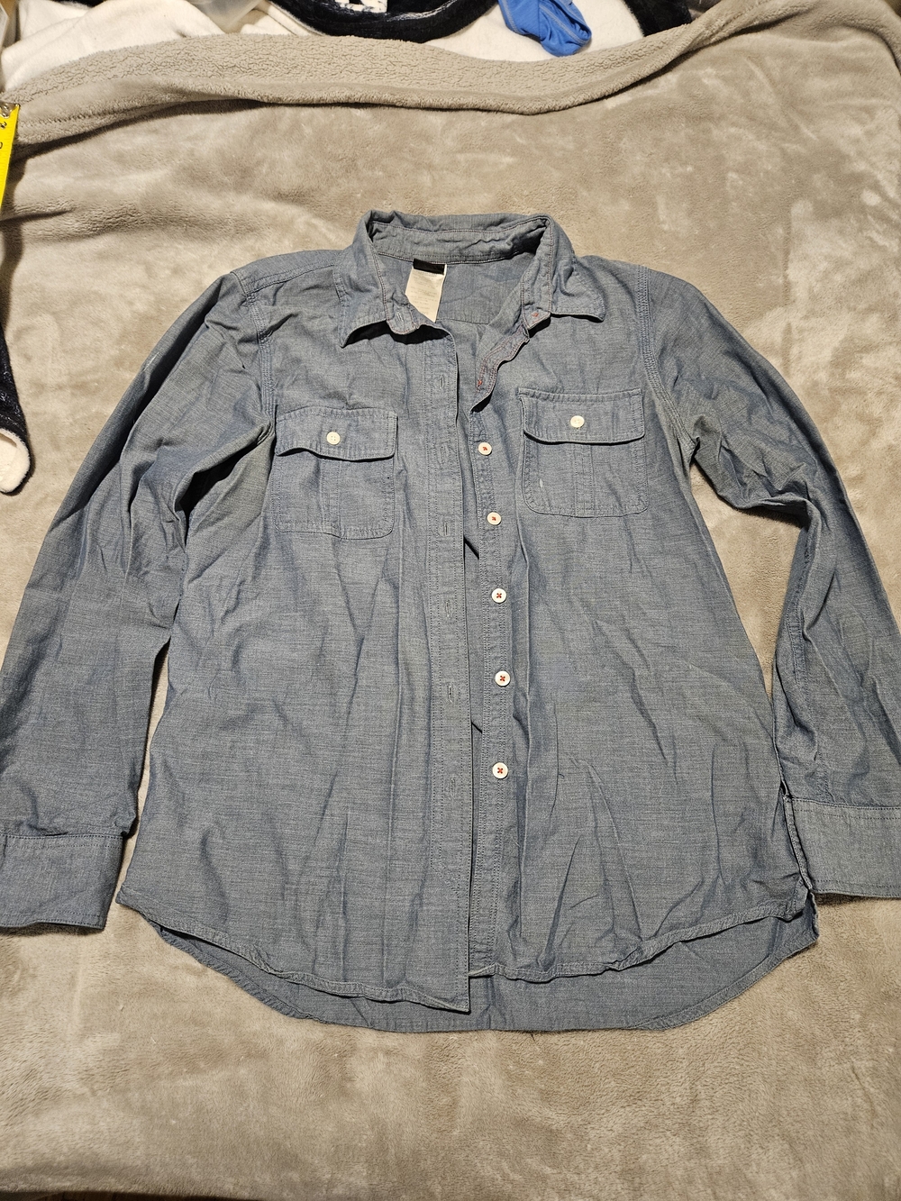 Patagonia Womens Button Down Light Denim Shirt Organic Cotton Chambray Size 6